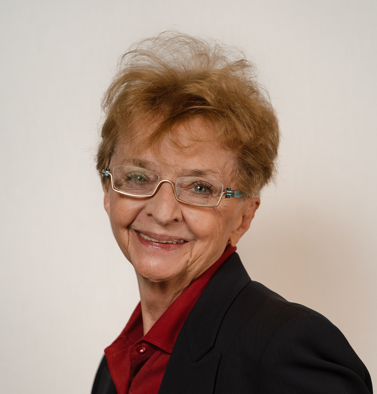 Mary Bjustrom